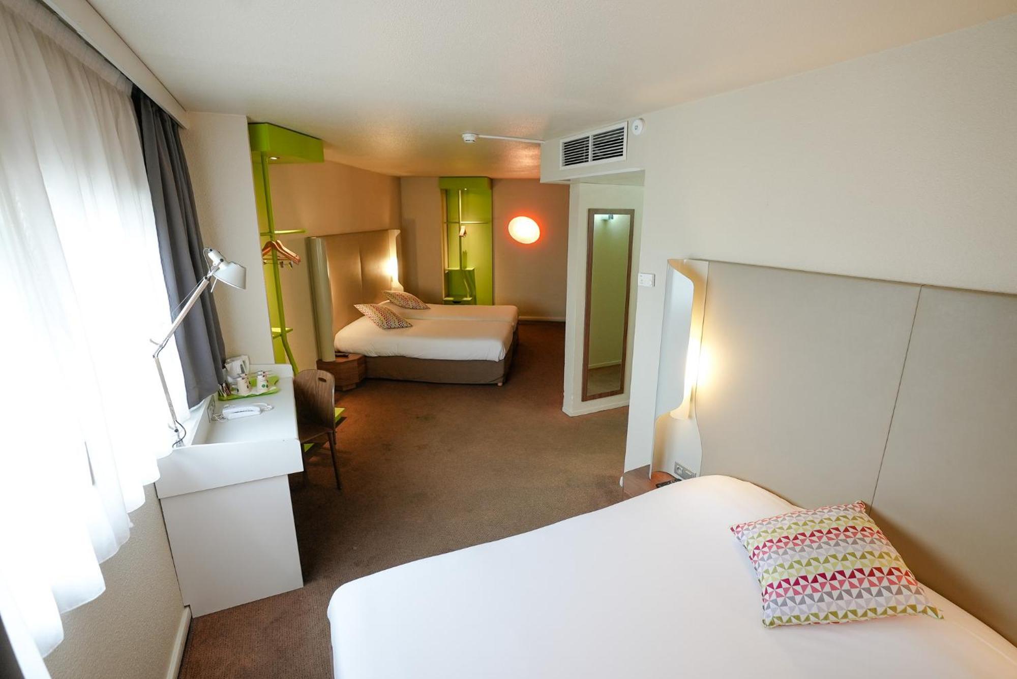 Campanile Paris Cdg Airport Villepinte Руасси-эн-Франс Экстерьер фото